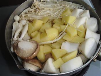 香浓蘑菇汤怎么做,香浓蘑菇汤怎么做好吃,香浓蘑菇汤做法 香浓蘑菇汤怎么做,香浓蘑菇汤怎么做好吃,香浓蘑菇汤做法