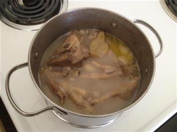 猪骨鸡脚眉豆汤怎么做,猪骨鸡脚眉豆汤怎么做好吃,猪骨鸡脚眉豆汤做法 猪骨鸡脚眉豆汤怎么做,猪骨鸡脚眉豆汤怎么做好吃,猪骨鸡脚眉豆汤做法