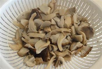 什菇山药煲怎么做，什菇山药煲怎么做好吃，什菇山药煲做法