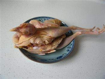 香菇虫草花土鸡汤怎么做，香菇虫草花土鸡汤怎么做好吃，香菇虫草花土鸡汤做法