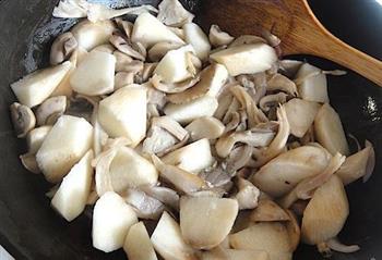 什菇山药煲怎么做，什菇山药煲怎么做好吃，什菇山药煲做法