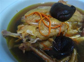 香菇虫草花土鸡汤怎么做，香菇虫草花土鸡汤怎么做好吃，香菇虫草花土鸡汤做法