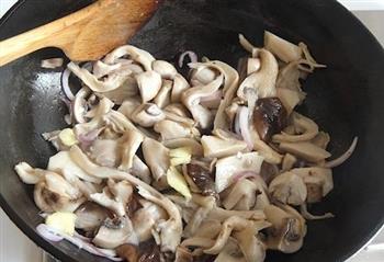 什菇山药煲怎么做，什菇山药煲怎么做好吃，什菇山药煲做法