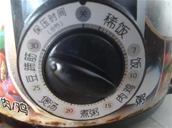 排骨玉米萝卜汤怎么做，排骨玉米萝卜汤怎么做好吃，排骨玉米萝卜汤做法