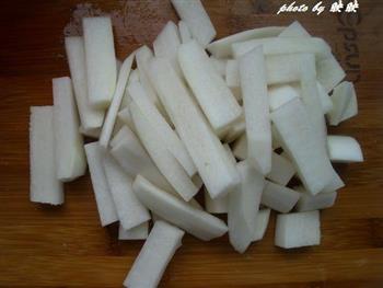 白萝卜煲猪肺怎么做，白萝卜煲猪肺怎么做好吃，白萝卜煲猪肺做法