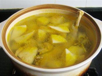 枸杞土豆草鸡煲怎么做，枸杞土豆草鸡煲怎么做好吃，枸杞土豆草鸡煲做法