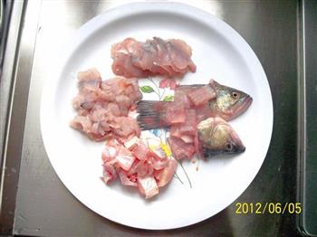 鲈鱼身价豆腐汤怎么做，鲈鱼身价豆腐汤怎么做好吃，鲈鱼身价豆腐汤做法