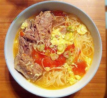 排骨面怎么做,排骨面怎么做好吃,排骨面做法 排骨面怎么做,排骨面怎么做好吃,排骨面做法