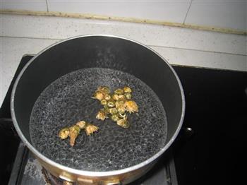 雪梨菊花茶怎么做,雪梨菊花茶怎么做好吃,雪梨菊花茶做法 雪梨菊花茶怎么做,雪梨菊花茶怎么做好吃,雪梨菊花茶做法