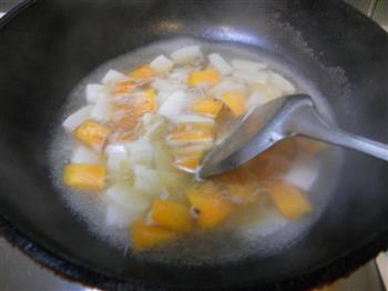 南瓜煮年糕怎么做，南瓜煮年糕怎么做好吃，南瓜煮年糕做法