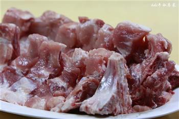 冬瓜萝卜龙骨汤怎么做，冬瓜萝卜龙骨汤怎么做好吃，冬瓜萝卜龙骨汤做法