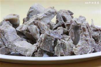 冬瓜萝卜龙骨汤怎么做，冬瓜萝卜龙骨汤怎么做好吃，冬瓜萝卜龙骨汤做法