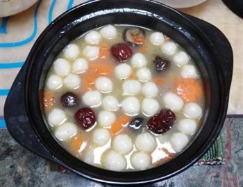 水果大骨鱼丸锅怎么做，水果大骨鱼丸锅怎么做好吃，水果大骨鱼丸锅做法