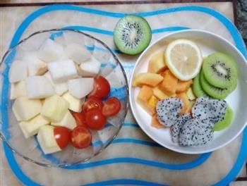 水果大骨鱼丸锅怎么做，水果大骨鱼丸锅怎么做好吃，水果大骨鱼丸锅做法