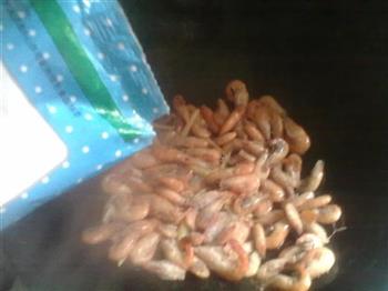 河虾豆腐汤怎么做，河虾豆腐汤怎么做好吃，河虾豆腐汤做法