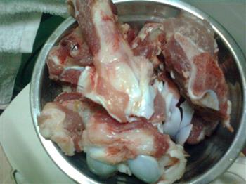 芥菜墨鱼猪骨汤怎么做，芥菜墨鱼猪骨汤怎么做好吃，芥菜墨鱼猪骨汤做法