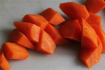 冬阴牛肉汤怎么做，冬阴牛肉汤怎么做好吃，冬阴牛肉汤做法