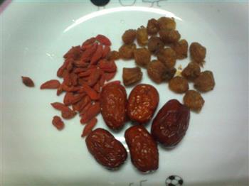 杜仲灵芝猪尾骨汤怎么做，杜仲灵芝猪尾骨汤怎么做好吃，杜仲灵芝猪尾骨汤做法