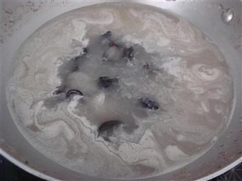 黑木耳鱼片汤怎么做,黑木耳鱼片汤怎么做好吃,黑木耳鱼片汤做法 黑木耳鱼片汤怎么做,黑木耳鱼片汤怎么做好吃,黑木耳鱼片汤做法