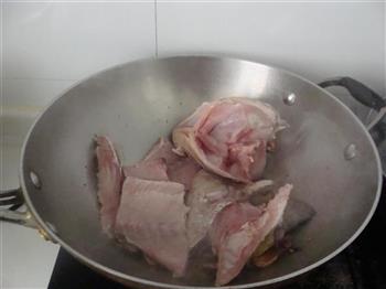 黑木耳鱼片汤怎么做,黑木耳鱼片汤怎么做好吃,黑木耳鱼片汤做法 黑木耳鱼片汤怎么做,黑木耳鱼片汤怎么做好吃,黑木耳鱼片汤做法