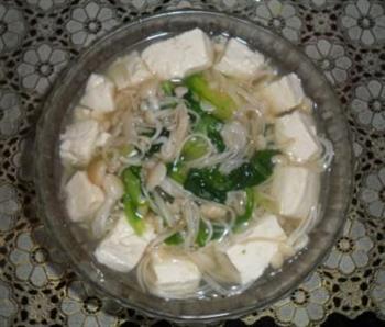 金针豆腐翡翠汤怎么做，金针豆腐翡翠汤怎么做好吃，金针豆腐翡翠汤做法