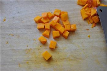 南瓜椰果甜汤怎么做，南瓜椰果甜汤怎么做好吃，南瓜椰果甜汤做法