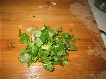 香菜鸡蛋汤怎么做，香菜鸡蛋汤怎么做好吃，香菜鸡蛋汤做法