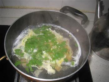 香菜鸡蛋汤怎么做，香菜鸡蛋汤怎么做好吃，香菜鸡蛋汤做法