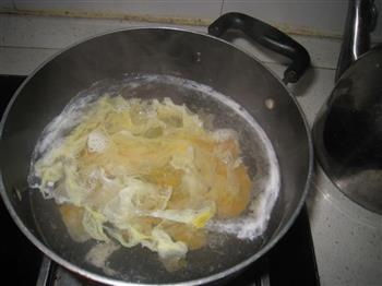 香菜鸡蛋汤怎么做，香菜鸡蛋汤怎么做好吃，香菜鸡蛋汤做法