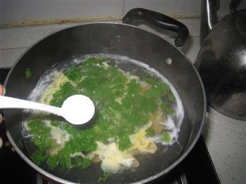 香菜鸡蛋汤怎么做，香菜鸡蛋汤怎么做好吃，香菜鸡蛋汤做法